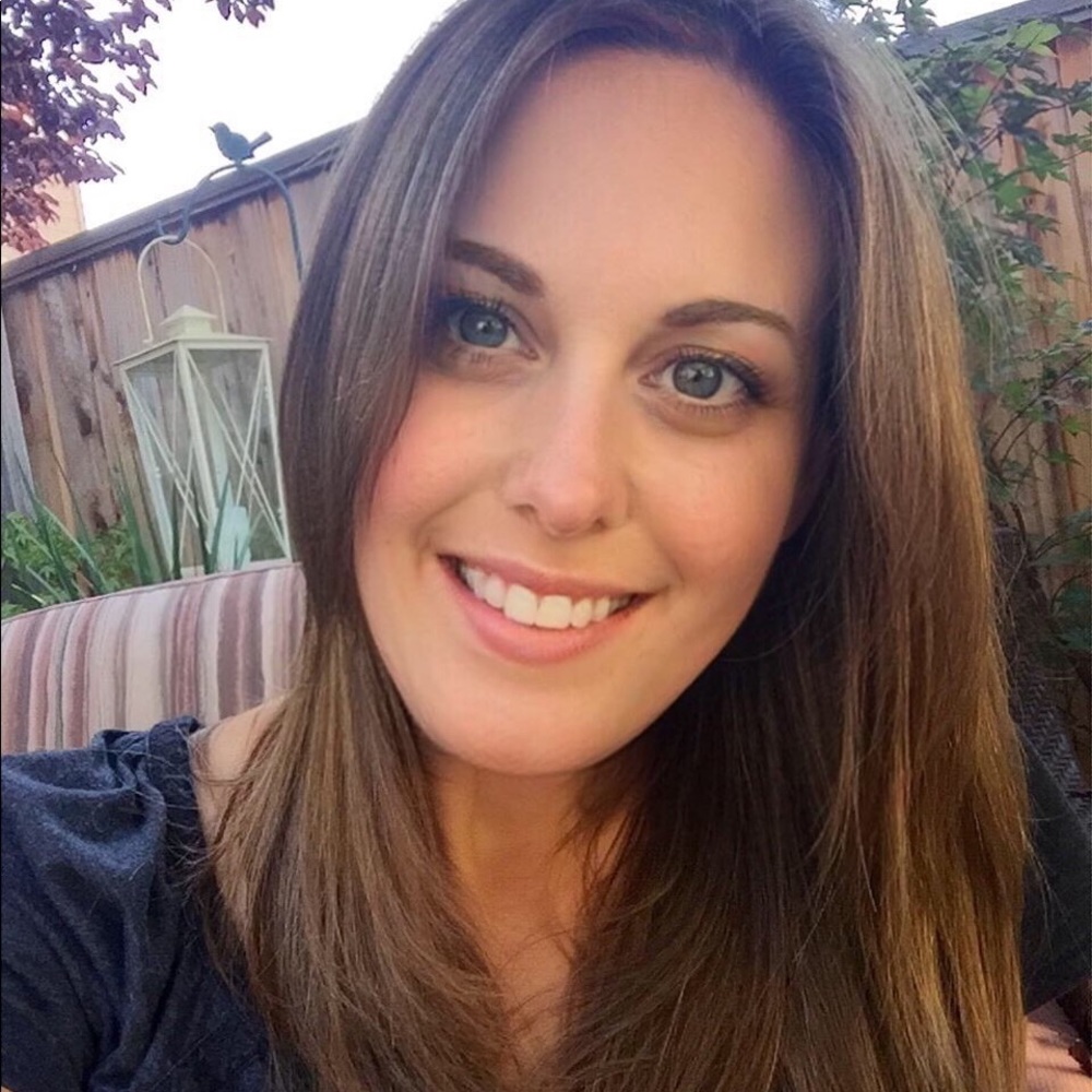 Meet your Posher, Suzanne